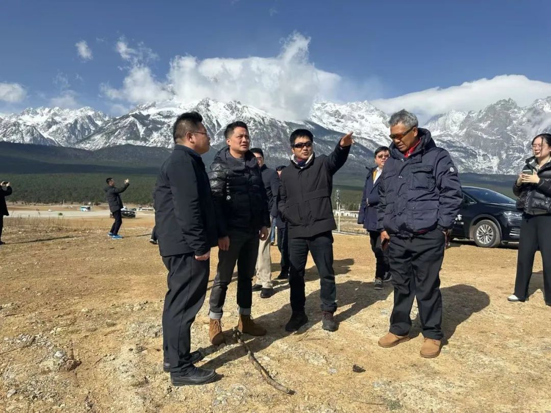 阿拉丁集團(tuán)一行赴云南考察交流