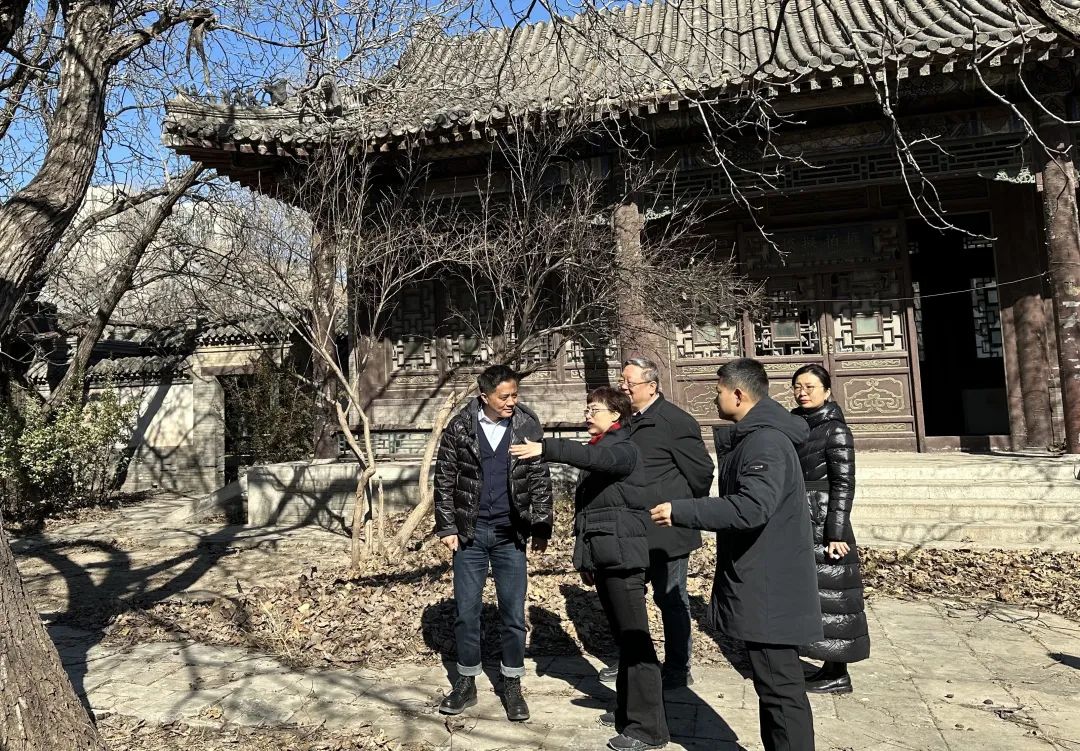 阿拉丁集團(tuán)一行到北京電影學(xué)院考察交流