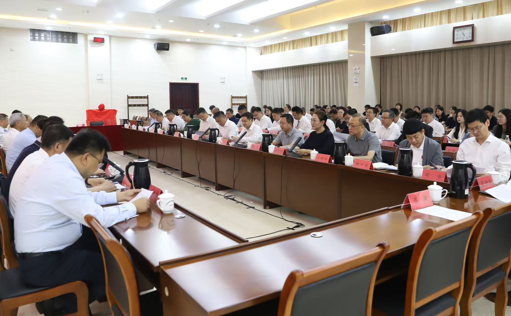 阿拉丁控股集團(tuán)與北京平谷區(qū)簽署戰(zhàn)略合作協(xié)議 阿拉丁控股集團(tuán)與北京平谷區(qū)簽署戰(zhàn)略合作協(xié)議