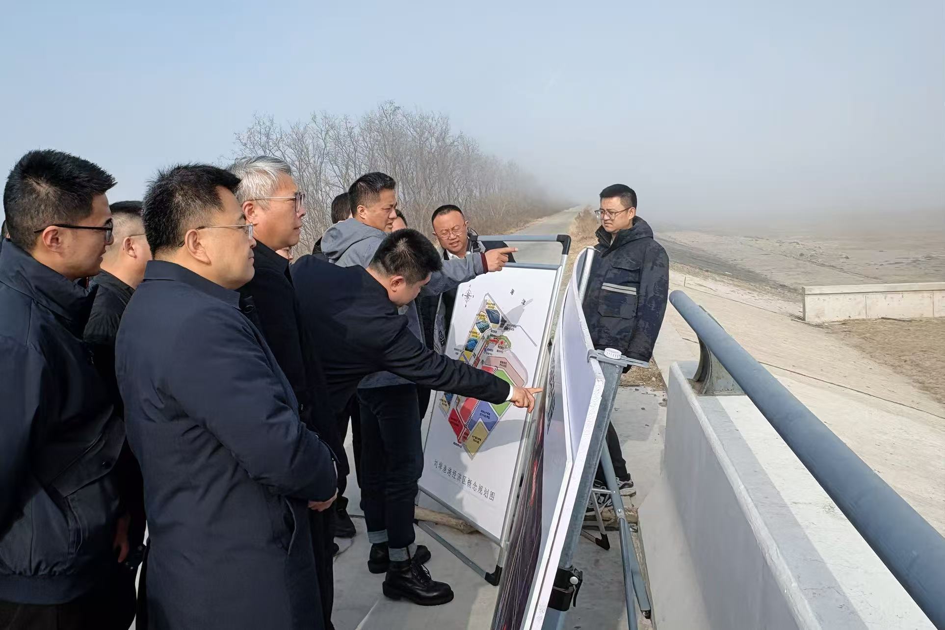 阿拉丁集團(tuán)一行赴江蘇、上??疾旖涣? alt=